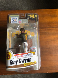 Tony Gwynn Cooperstown collection figure