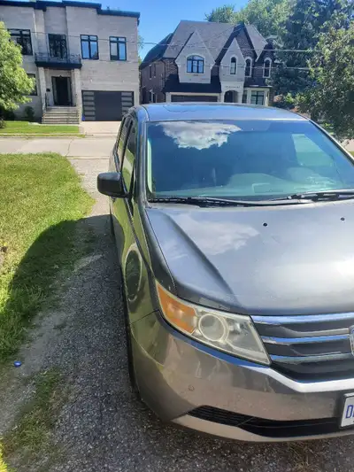 Please text/call 6476678809 Book/reserve your ride with peace of mind Private rides with comfortable...