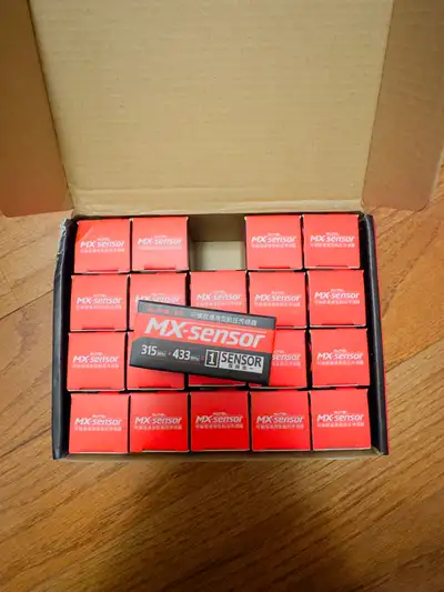 These are Autel MX-Sensors, programmable universal TPMS sensors. They operate at 315 MHz and 433 MHz...