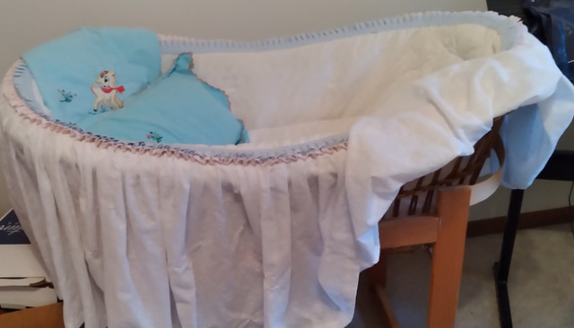 Baby bassinette in Cribs in Winnipeg
