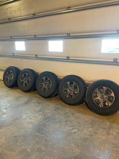5 2024 Ford Bronco rims and tires, slightly used and spare never used. $900.00