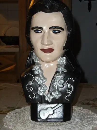 Tirelire d'Elvis Presley, View more