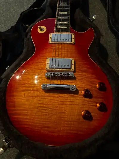 gibson les paul traditional in Guitars in Ontario | Kijiji