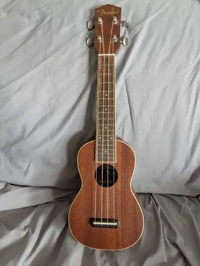 Fender Seaside Soprano Ukelele, View more