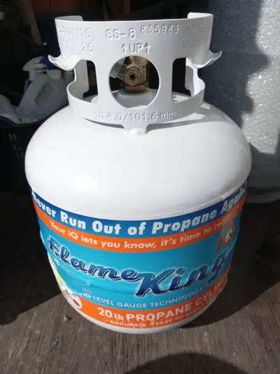 Brand new 2026 20lb propane tank with built in fuel guage.. it was purchsed up north but back home i...