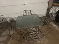 Patio set with 4 chairs $40