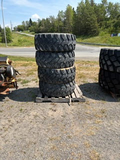 4 loader Tires foe 1 yard Loader Like new 405/70R18 Call Bert at 902-396-6600