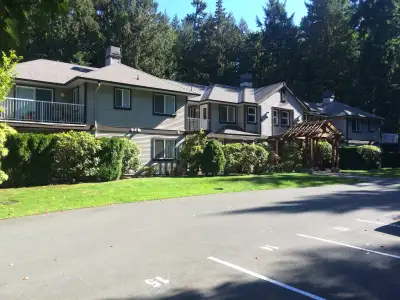 Top-Floor Corner Unit in Quiet Parkwood Location Parkwood complex in Qualicum Beach. Tucked away at...