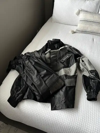 Motorcycle Jackets/Helmut/Rain Gear, View more