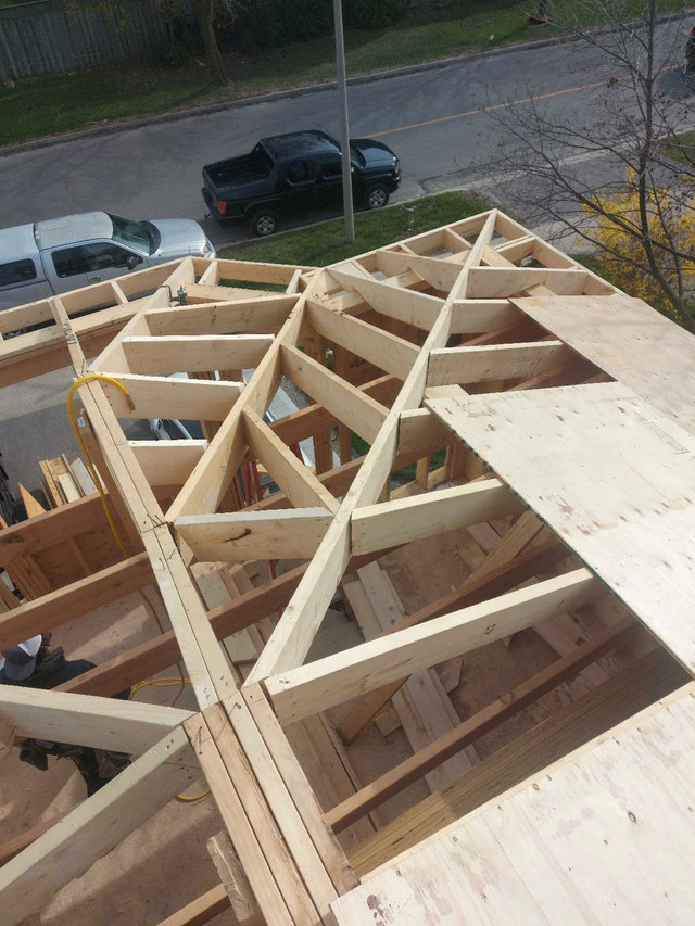 experienced carpenter available  in Construction & Trades in City of Toronto - Image 2