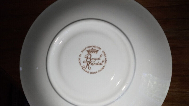 Lady Diana & Prince Charles Commemorative Wedding Teacup/Saucer in Arts & Collectibles in Kitchener / Waterloo - Image 4