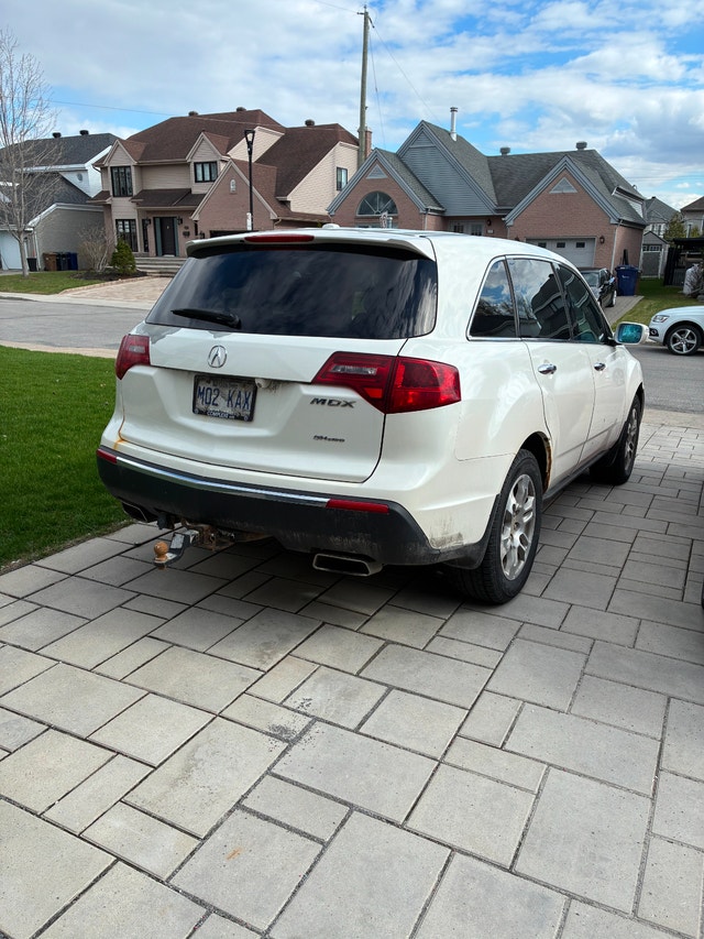 2013 Acura MDX Technology– AWD – White – 217,000 km