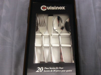 Service de 20 pieces pour quatre/ Cuisinox flatware 20 pieces