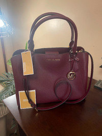 Michael Kors Kimberly leather purse. New!