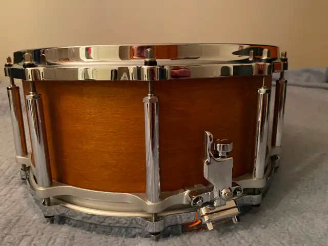 Pearl Free Floating Snare Drum in Drums & Percussion in Oshawa / Durham Region - Image 4