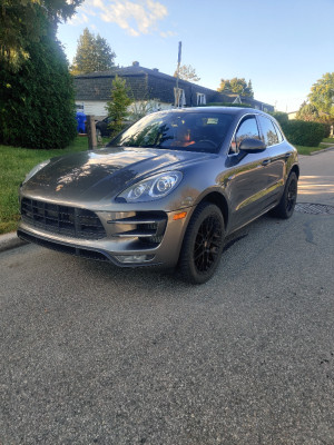 2016 Porsche Macan Turbo