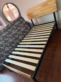 Zinus Tuscan Metal Wood Platform bed with wood slats support (fr