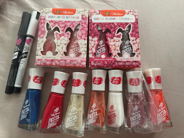 SALLY HANSEN JELLY BELLY Nail Polish  in Other in St. Catharines
