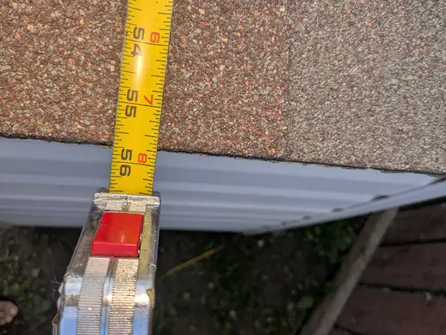 Dog House Large Custom Built (Used 10 years old) in Accessories in Saskatoon - Image 8