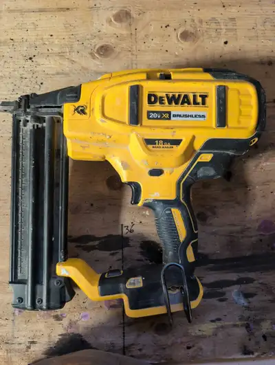 DeWalt 18G 20V brushless Brad nailer, View more