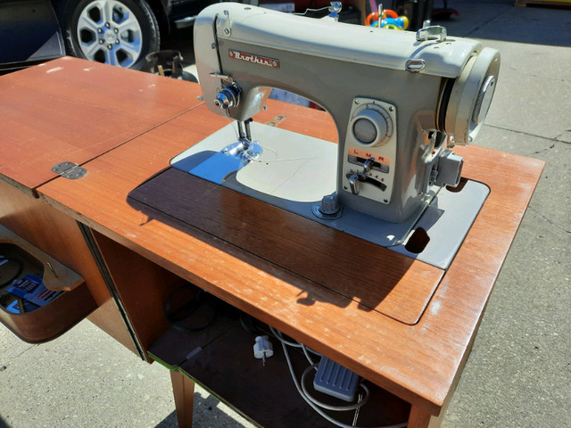 Brother Sewing Machine in Hobbies & Crafts in St. Albert