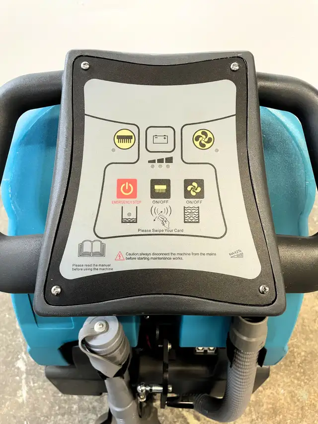 Industrial Grade Auto Floor Scrubber – Rent or Buy – Warranty62864364401282124