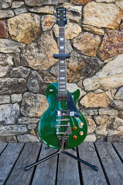 In 2015 Joe Bonamassa set out to make an exceptional guitar with the folks at Epiphone. This close r...