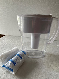 Brita water filtration pitcher + 2 filter