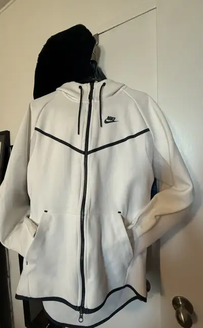 Nike Tech, View more