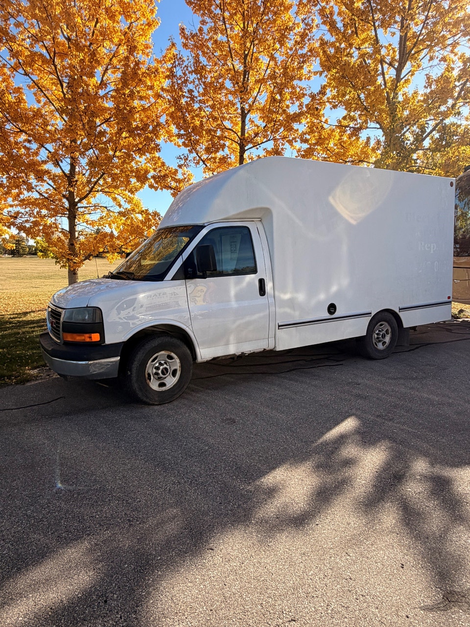 2014 GMC Savana Cube Van | Cars & Trucks | Calgary | Free local ...