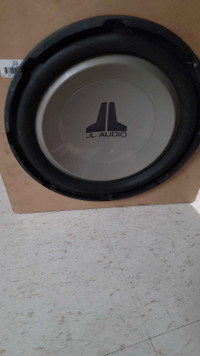 JL AUDIO SUBWOOFER 13"