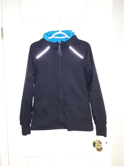 Ivivva windbreaker, size 12, View more