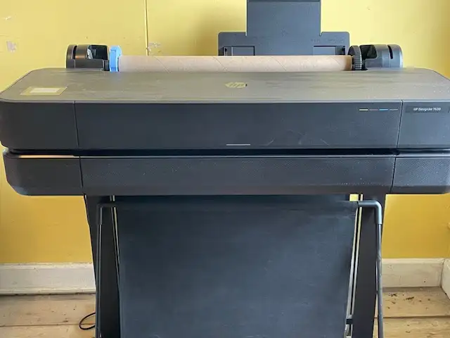 HP DesignJet T630 Large Format 24-inch Plotter Printer in Printers, Scanners & Fax in Oshawa / Durham Region - Image 3