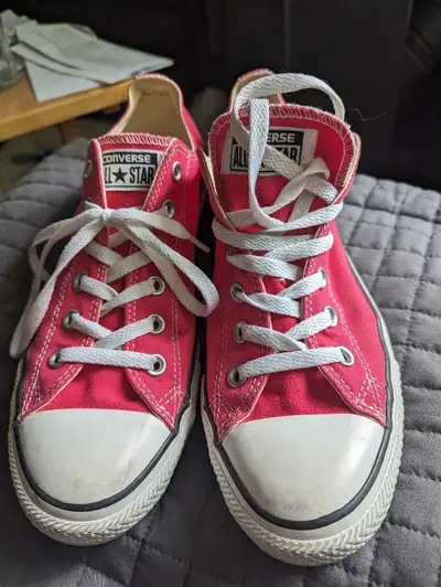 Women's size 10 Men's size 8