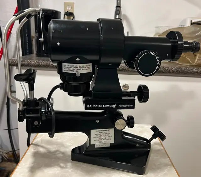 Bausch & Lomb Keratometer 120V, 0.13A, 50-60HZ, 15W.63351296904451121