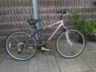 Schwinn Merano FS, 700C Wheels, 21 Speed Hybrid Aluminum Bike, View more