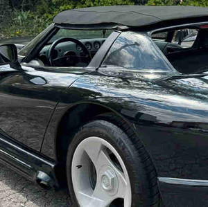 1995 Dodge Viper leather 