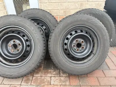 One set of winter tires (4 tires on rims) 195/65R15 91T used on 2014 Toyota Corolla. Very good condi...
