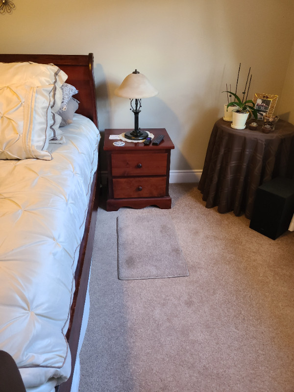 Bedroom Furniture in Dressers & Wardrobes in Barrie - Image 2