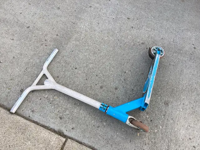 Mini Scooter in Other in Strathcona County - Image 3