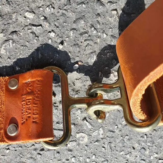 IDEAL  Premium Leather Tool Pouch and Belt in Hand Tools in Barrie - Image 7