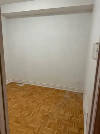 Spacious 1 bedroom for rent in York university , unfurnished room all utilities and internet include...