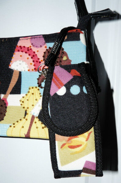 Vintage Antonio Nicci Fashion Divas Handbag (small size) in Women's - Bags & Wallets in City of Toronto - Image 4