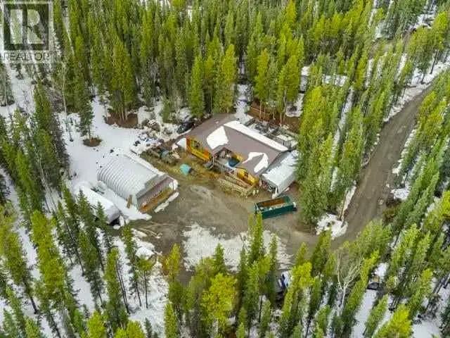 3-Bedroom Country Residential House for Rent in Long Term Rentals in Whitehorse - Image 4