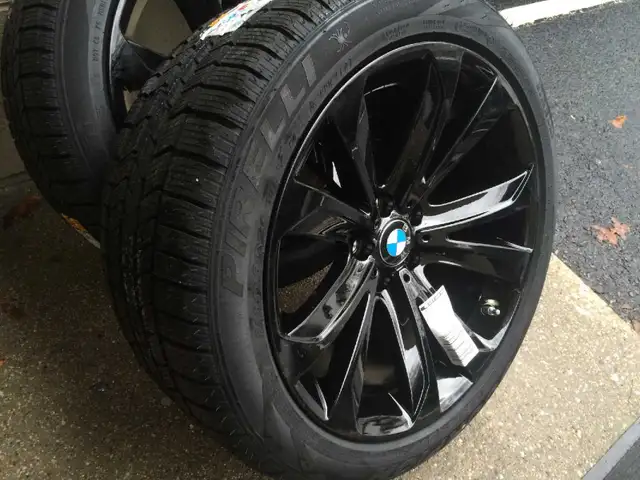 *** BMW X5 20" Genuine BMW OEM Rims NEW Pirelli winter tires*** in Tires & Rims in City of Toronto - Image 5