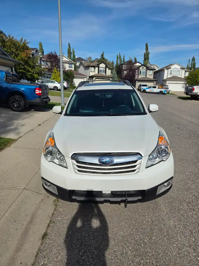 2012 Subaru Outback 3.6R582838608756090881