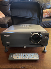 Sharp Notevision PG-C355W Multimedia Projector