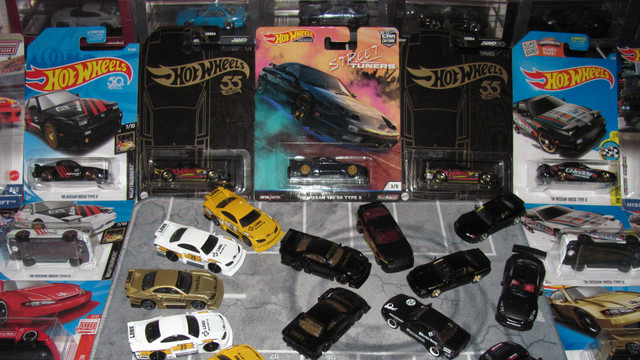 HOT WHEELS NISSAN 1996 180SX TYPE X 55th anniversary Black Gold in Toys & Games in Sarnia - Image 2