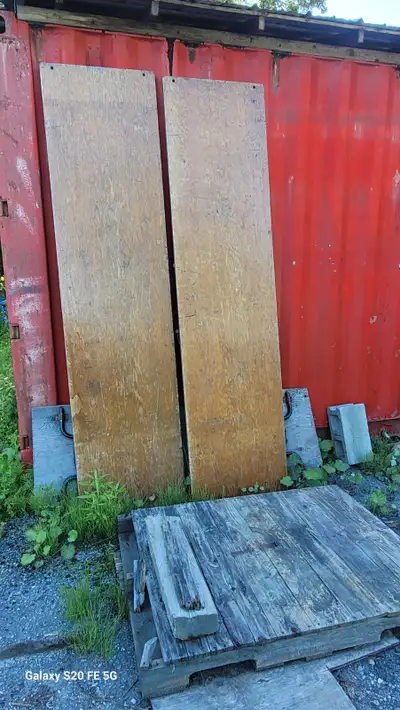 Peut être utilisé pour vente de garage ou ……/Can be used for garage sale or… Dimensions Estimées / E...