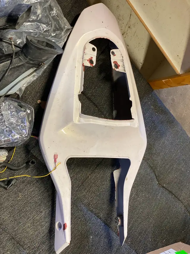 2002 Gsxr 1000 parts in Motorcycle Parts & Accessories in Belleville - Image 5